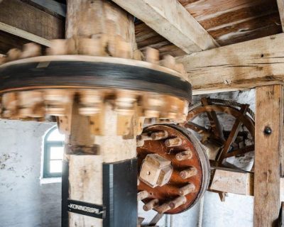 06 14b702a84c6fad7133bff56b21d5b072