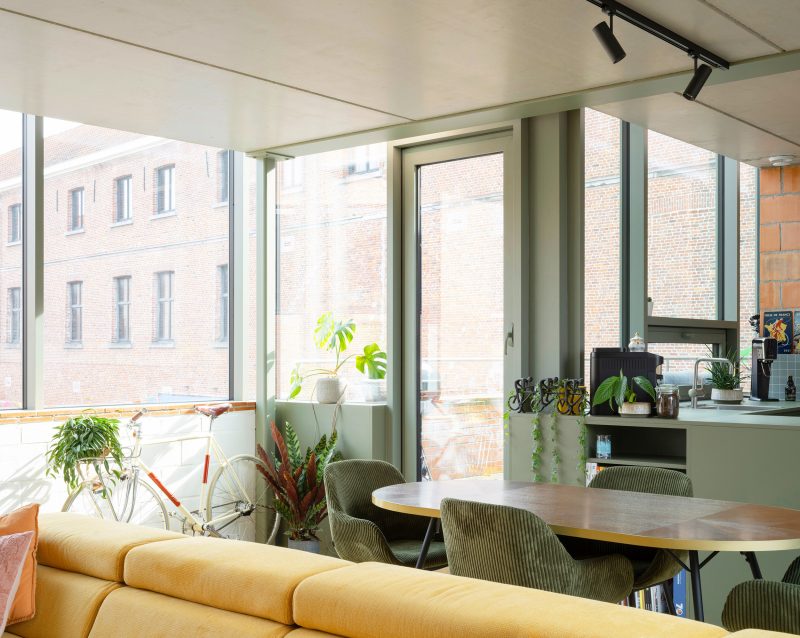 13 DEBRUYN Peper MECHELEN 044 HR